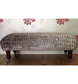 A Quality Long Footstool In Designers Guild Nabucco Oyster Fabric